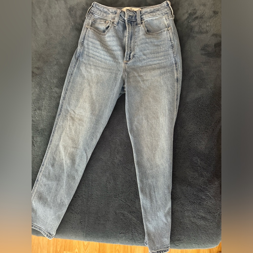 Hollister light washed color jeans Size 0S